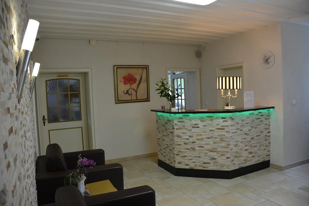 Alpina Hotel Розенгайм Екстер'єр фото